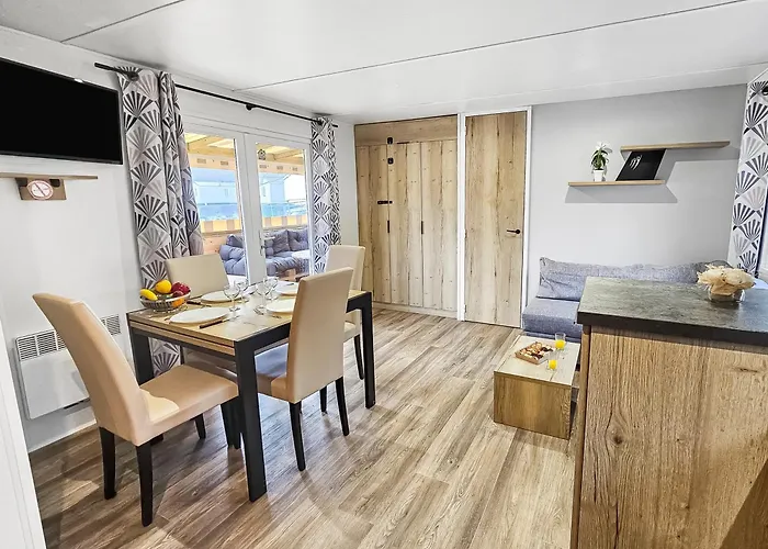 Camping Mobil 8 Personnes Confort & Tranquillite Litteau