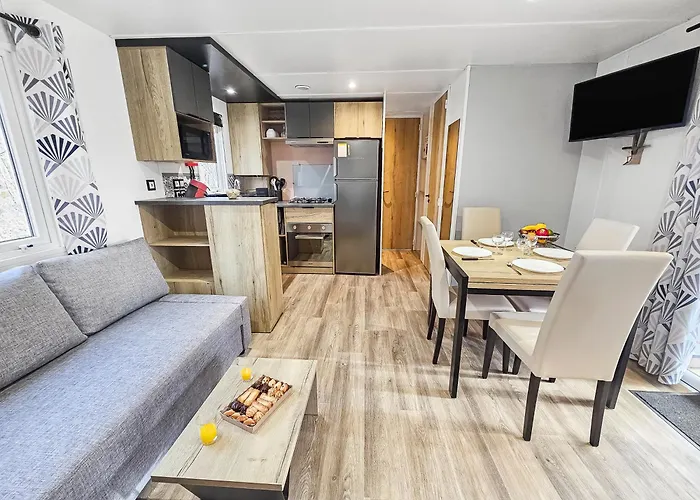 Mobil 8 Personnes Confort & Tranquillite * Litteau