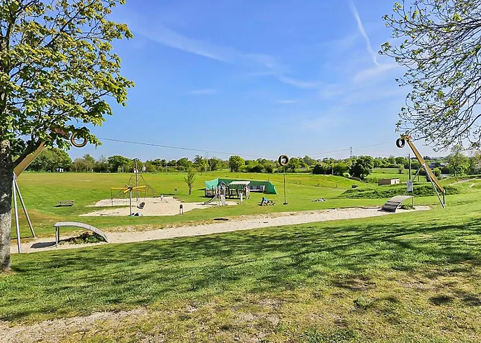 Mobil 8 Personnes Confort & Tranquillite Camping