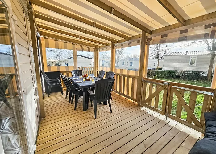 Mobil 8 Personnes Confort & Tranquillite * Litteau